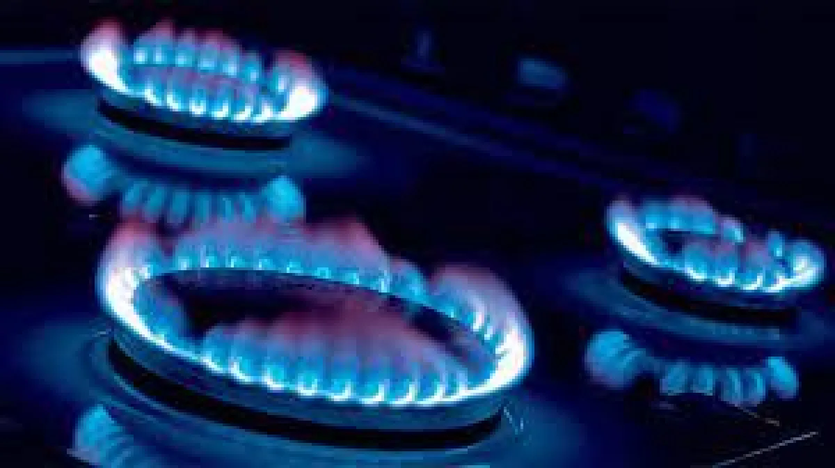 Prevén subas en luz y gas por mayores costos de importación y alta ...