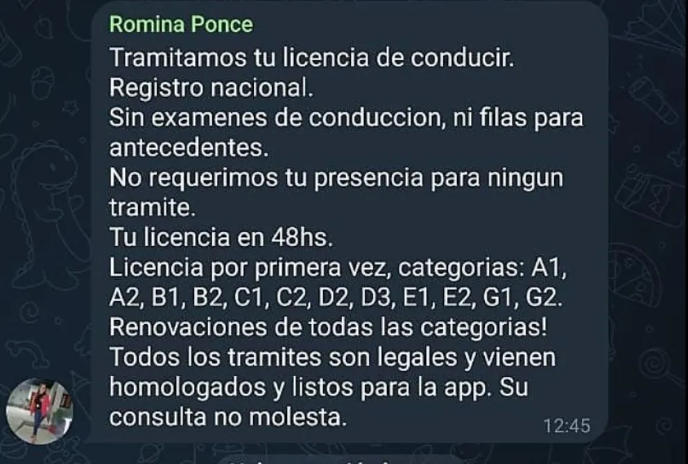 Trucholandia: Venden carnets de conducir, títulos secundarios, terciarios y universitarios por Telegram
