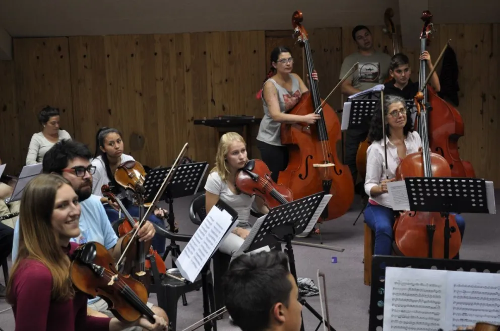 La Camerata abre las inscripciones para nuevos alumnos de cello y contrabajo