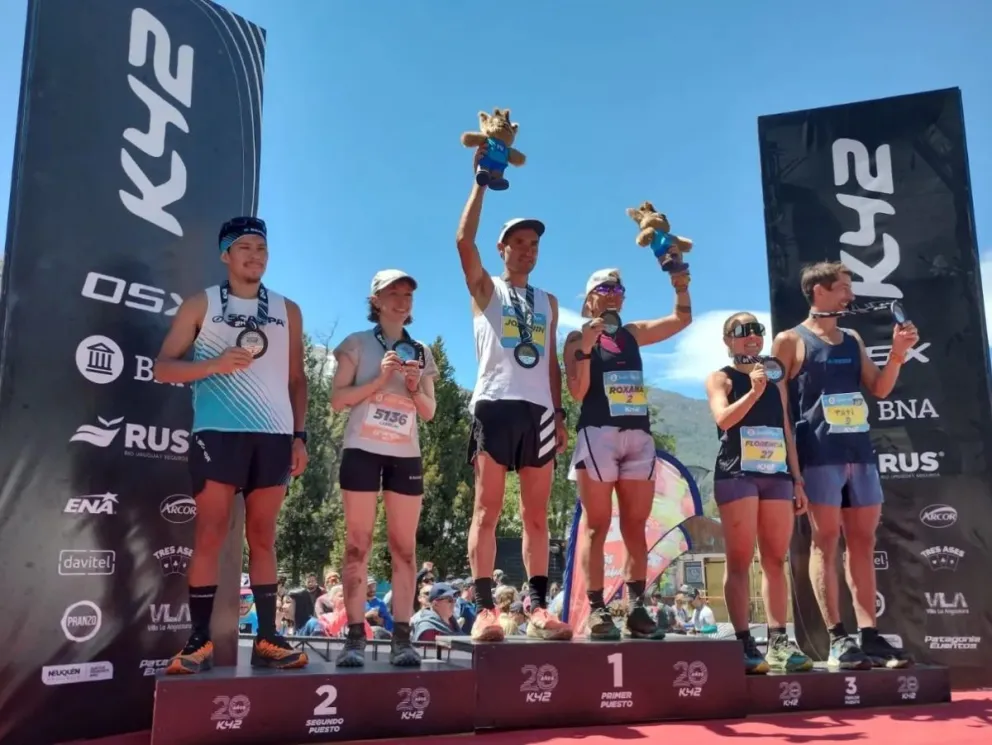 Narvaez y Flores se quedaron con el k42, mientra que Andrioni, Ayala y Soria fueron los mejores locales