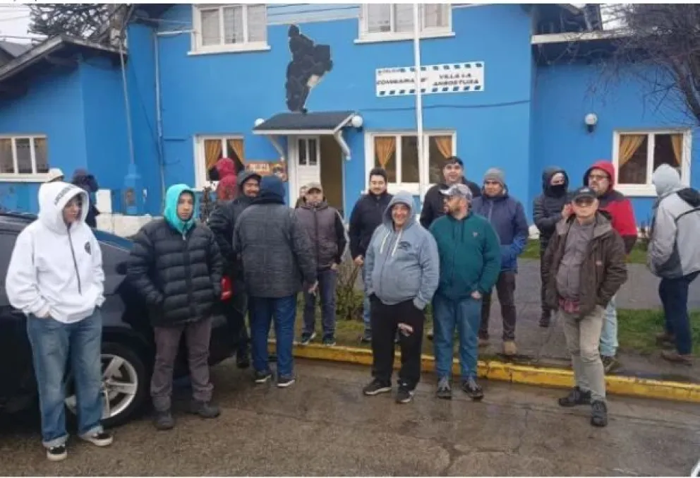 El sujeto que había asaltado un kiosco y a un taxista, cayó preso por un robo en Allen