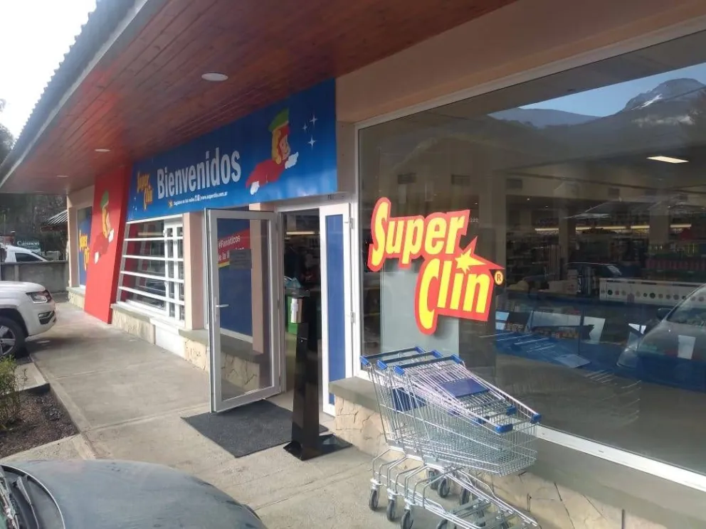  Super Clin celebra 44 Años de Éxito