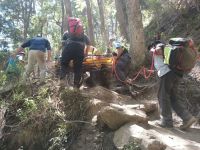 Arroyo Catarata: un turista cayó en un barranco de 6 metros, debieron evacuarlo y Parques clausuró el sendero