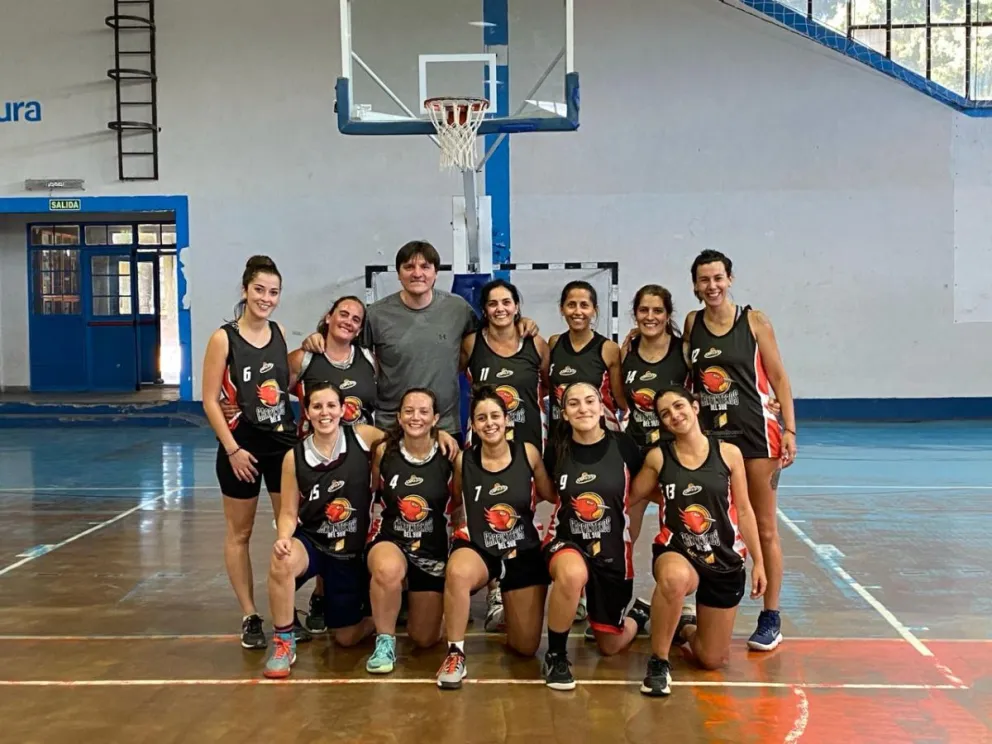 Carpinteros del Sur pone en juego la Copa "Jardines de la Villa" en el básquet femenino y masculino