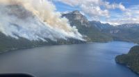 Está sin control el incendio intencional en la zona sur del Lago Nahuel Huapi
