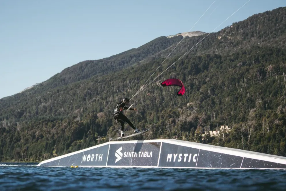 Comenzó la Kite Park League Patagonia 2024 en la sede náutica del CAVLA