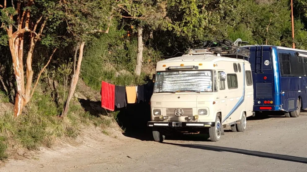 Clic Urbano: “Camping libre Costanera del Correntoso”
