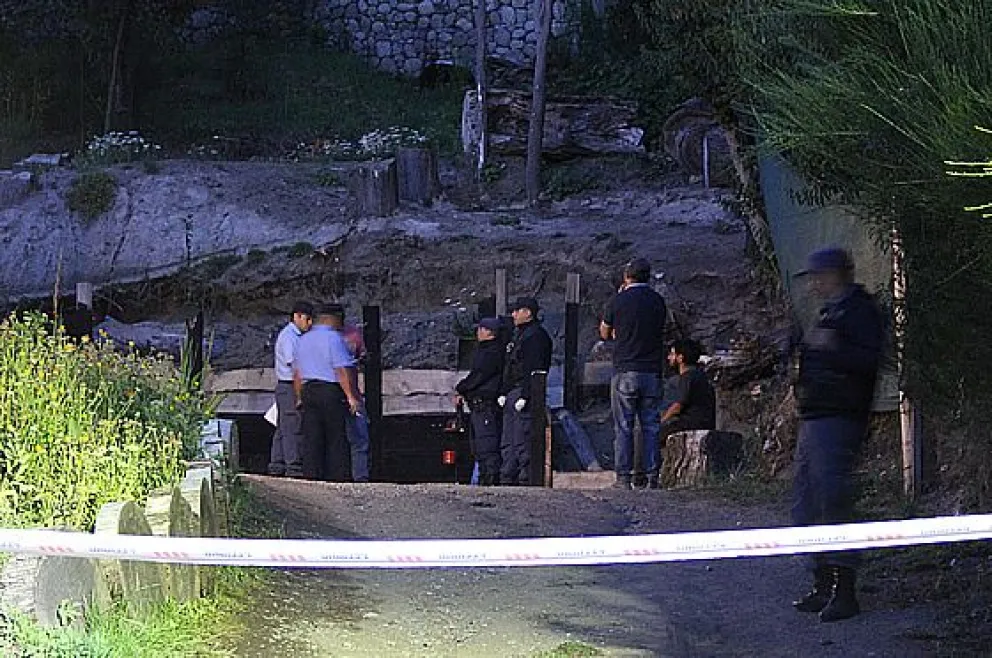 Crimen en Volcanes: el hombre que mató al sujeto que atacó e hirió a sus hijastros, quedó libre de culpa y cargo 