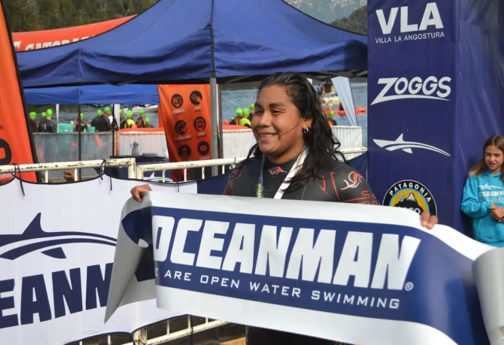 La barilochense Mayte Puca se quedó con la segunda edición del Oceanman del lago Espejo