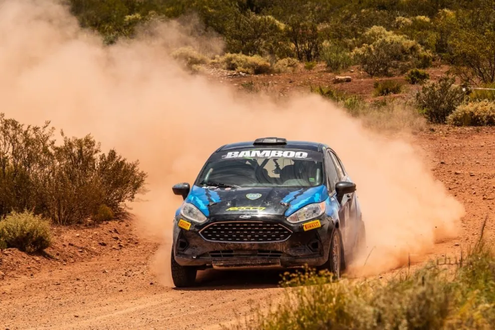 Problemas electricos en el motor no impidieron sumar puntos a Martinez en Zapala