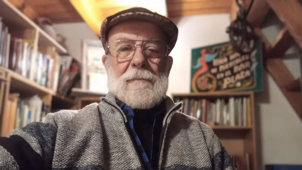    Hoy compartimos “Hay Rumores en el barrio del Puerto”, del Carlos Espinosa