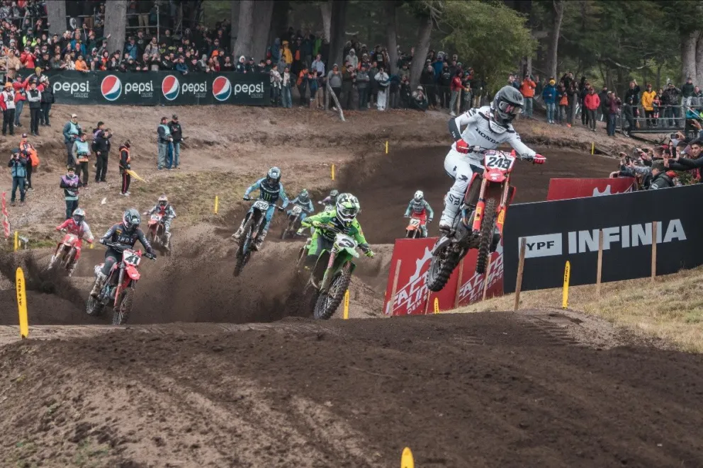 Coenen y Gajser dominaron en el MXGP Argentina