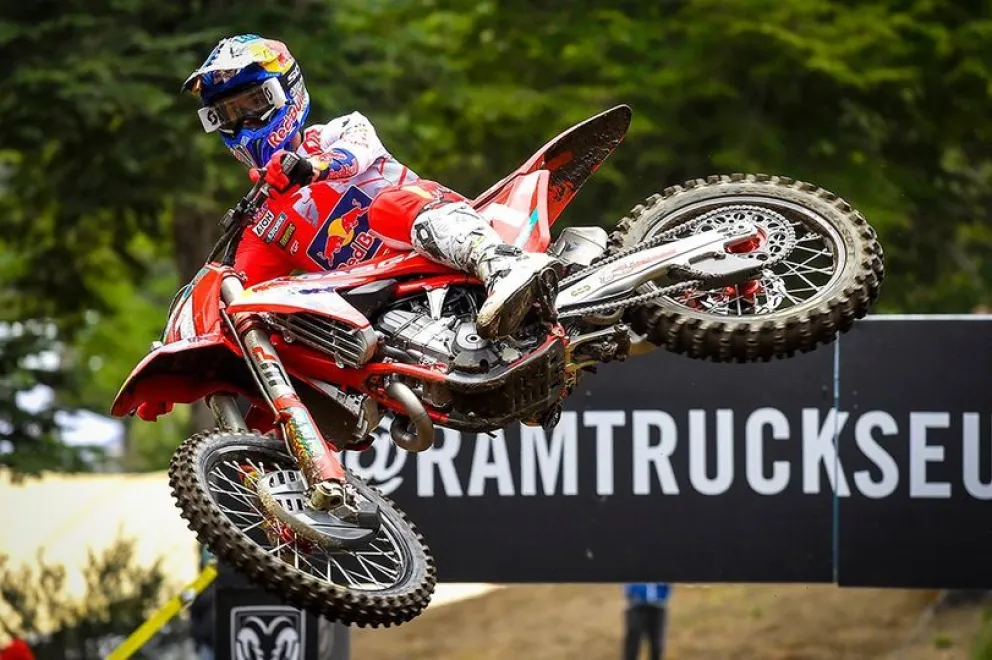 El Patagonia Race Track se despidió a lo grande con festejos de Prado y De Wolf