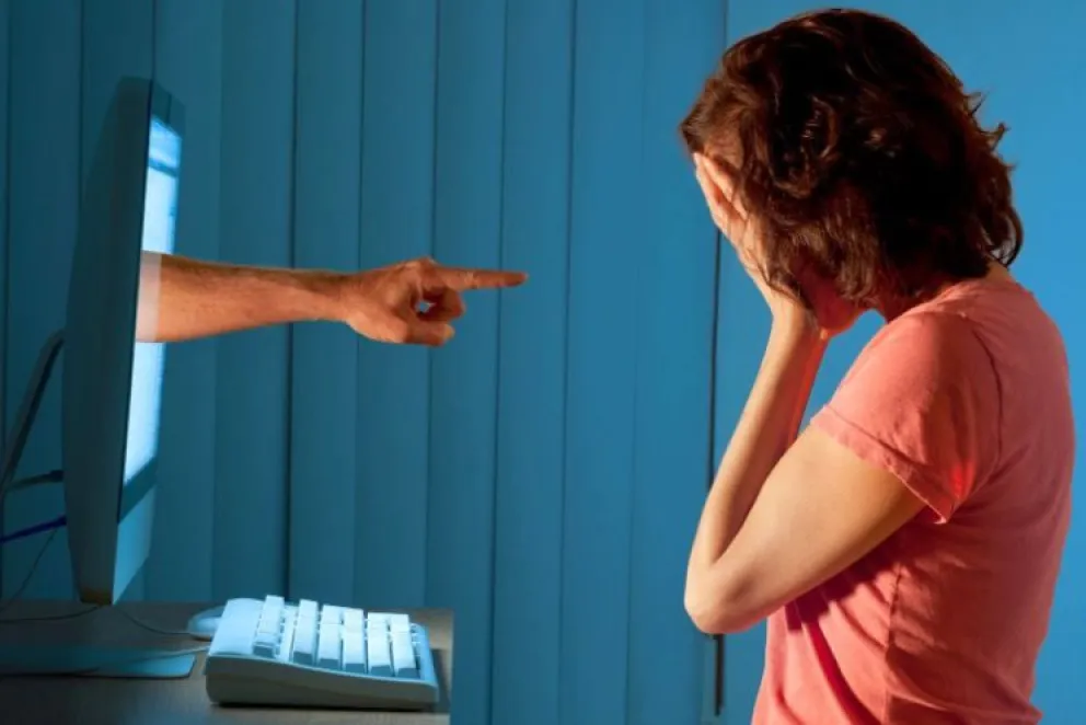 Impulsan iniciativa para prevenir y sancionar el acoso sexual y la violencia digital