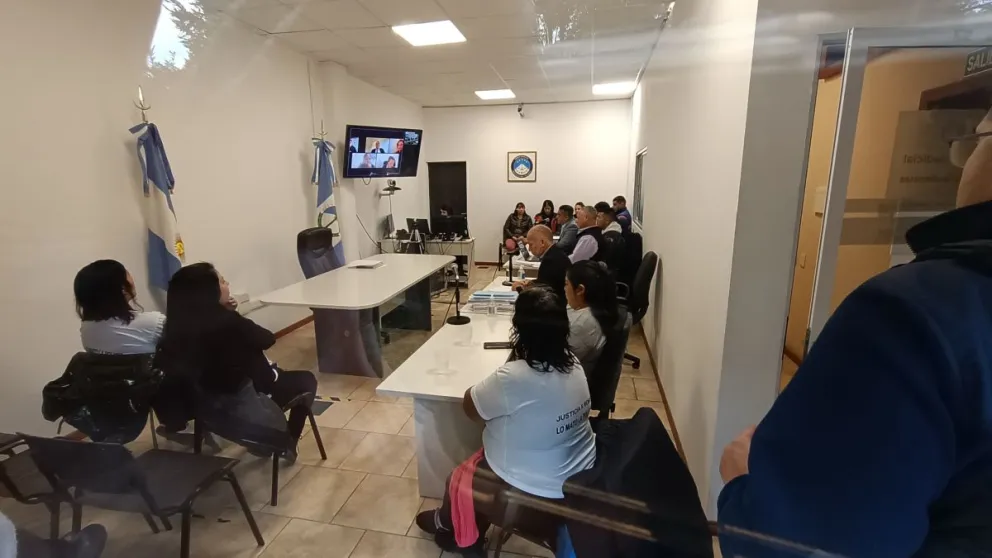 Caso Gatica: prorrogaron tres meses el período de investigación y fijaron nuevas pautas para los policias acusados 