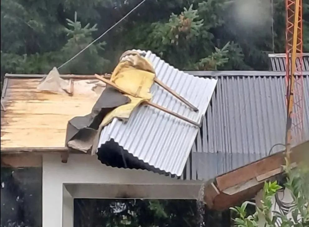 Vientos de hasta 100 Km/h causaron distintos trastornos en la localidad