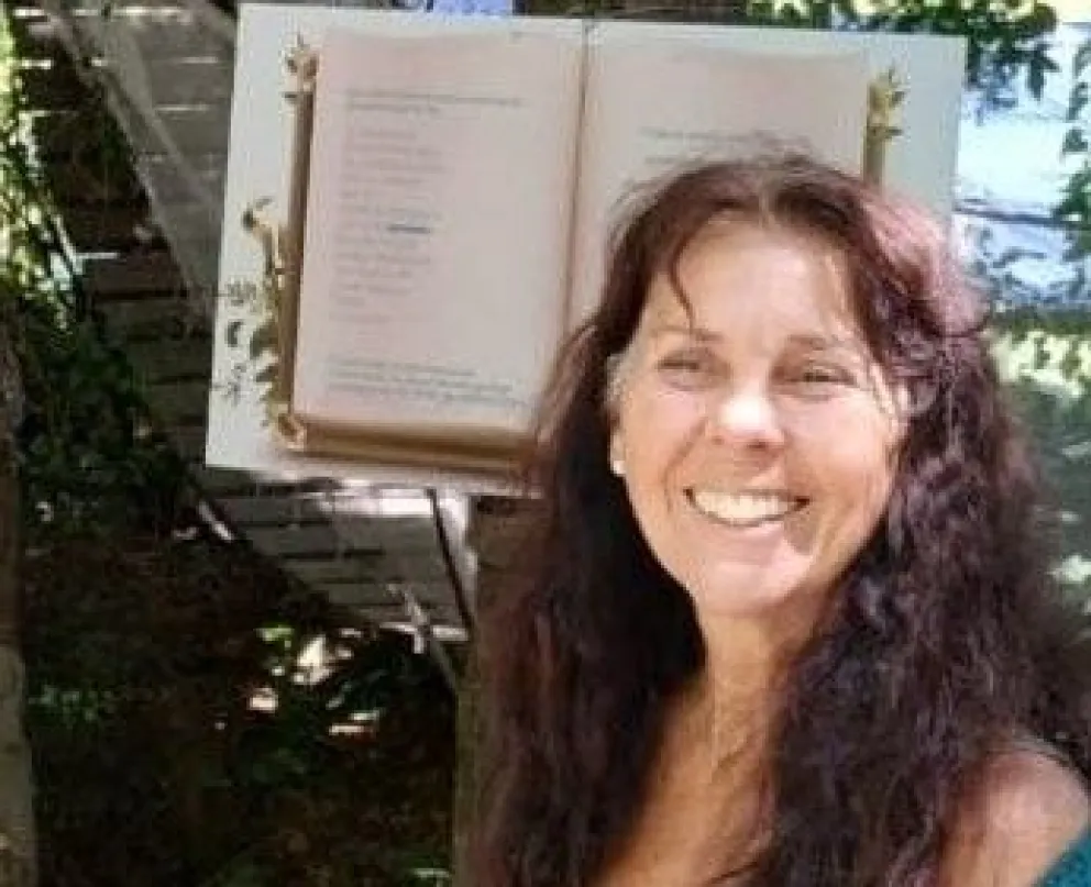 Hoy compartimos, “Gracias Padrino” de María Viegas