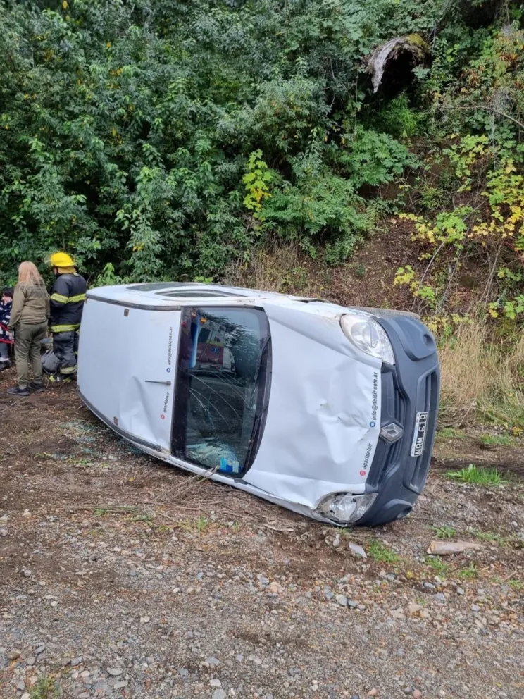 Dos heridos leves en un vuelco ocurrido en Bandurrias