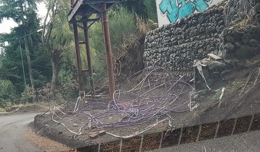 Clic Urbano: “La Villa atada con alambre”