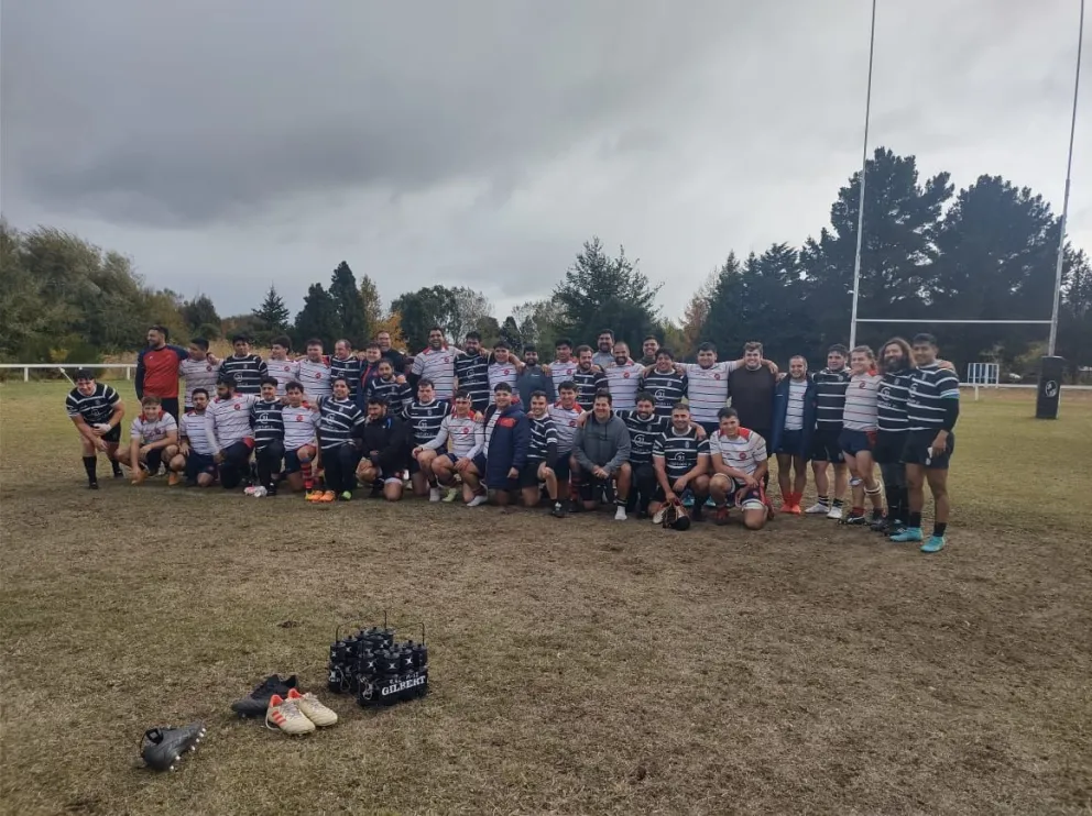 Destacable presentación de Coihues por el regional de local en Dina Huapi ante Roca