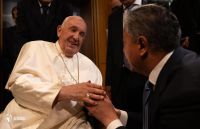 Figueroa invitó al Papa Francisco a visitar Neuquén y le pidió la santificación de Ceferino Namuncurá