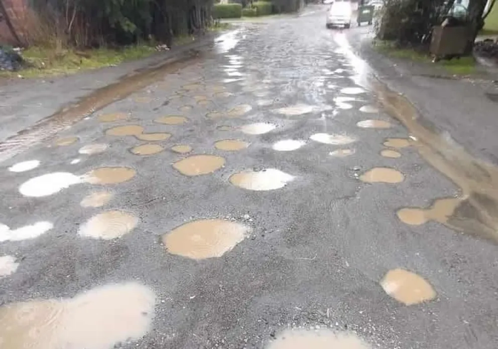   Crece el malestar de vecinos en distintos barrios por el estado de las calles