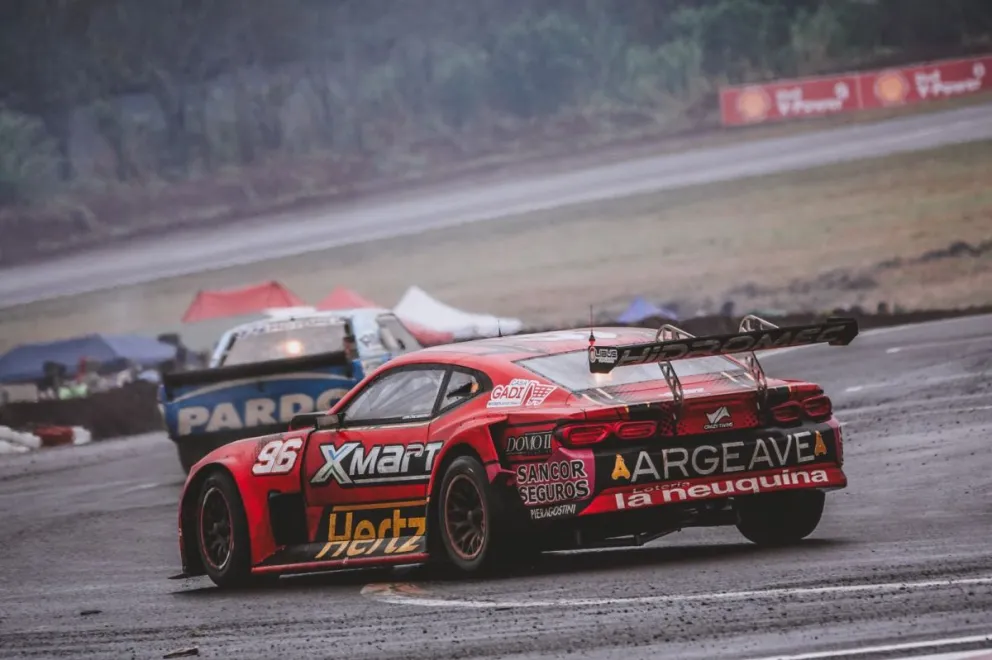 Benvenuti remontó al final y consiguió buenos puntos para el campeonato con el Camaro