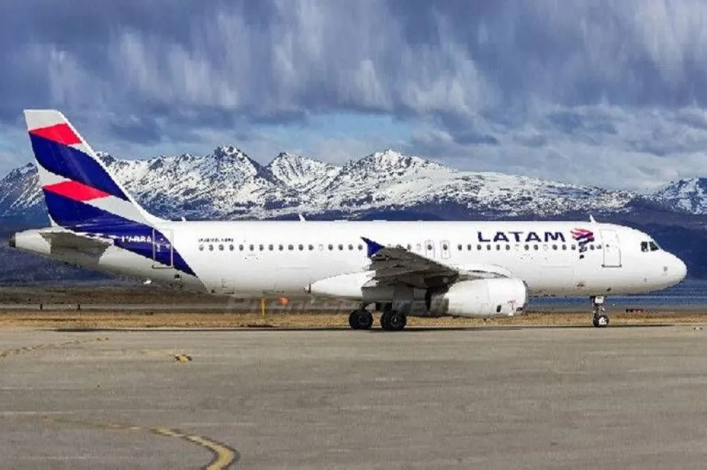 Latam retoma el servicio aéreo entre Bariloche y Santiago de Chile