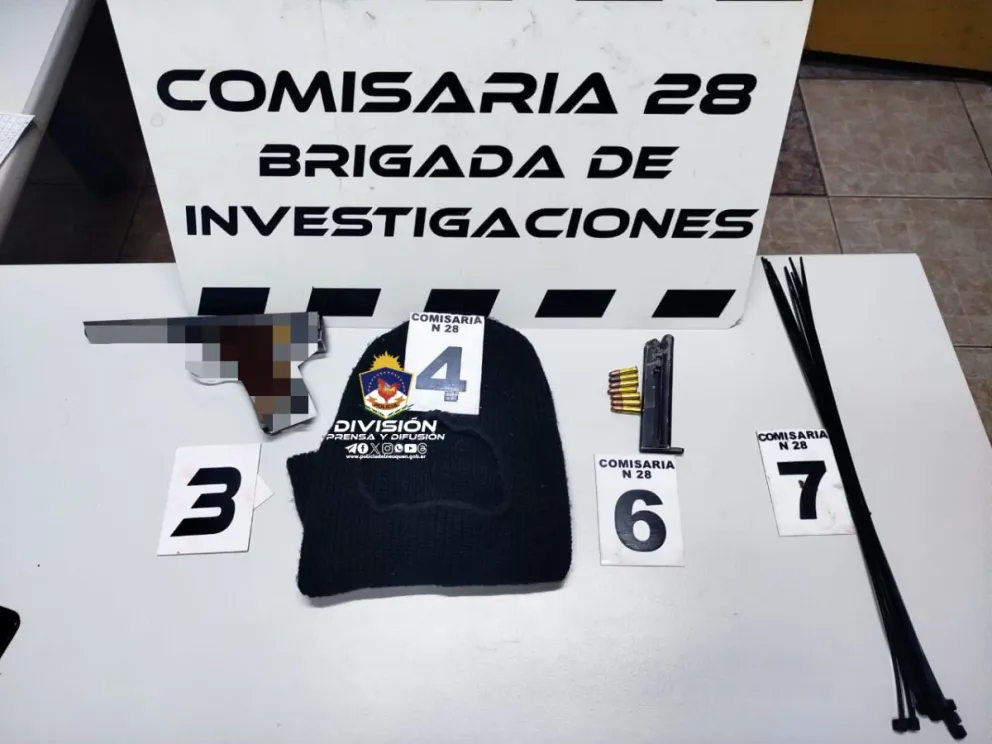 Inseguridad: demoraron a tres sujetos y les hallaron un arma, un pasamontaña y precintos