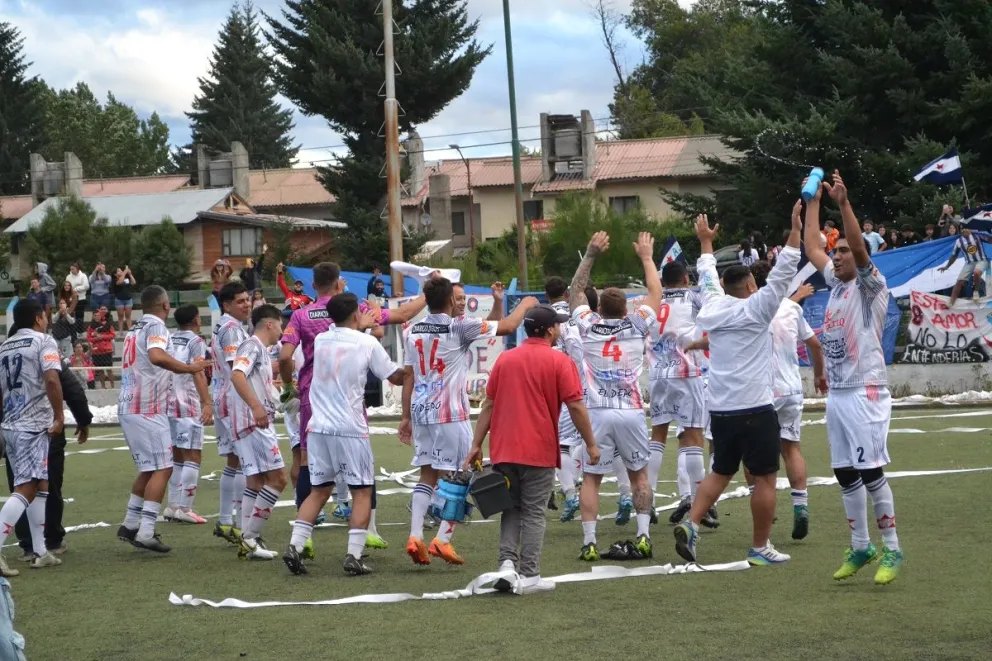 El Depo comenzó su pretemporada para afrontar dos competencias