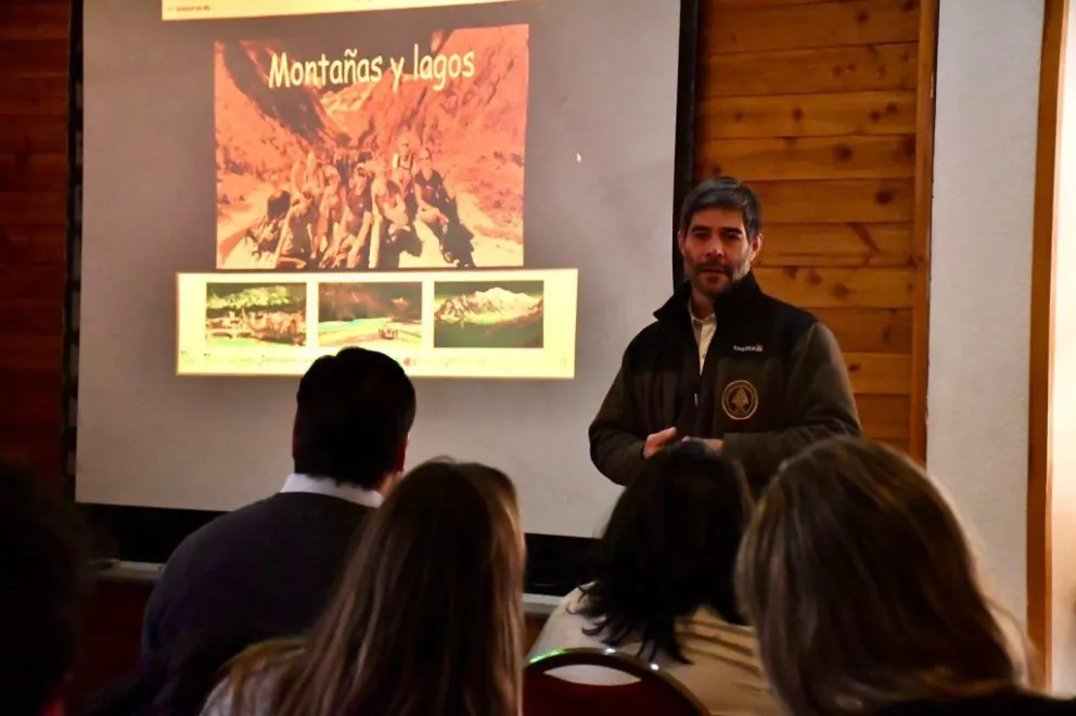 Se presentó ayer el Proyecto Red de Sendas y expusieron las conclusiones del viaje a Francia