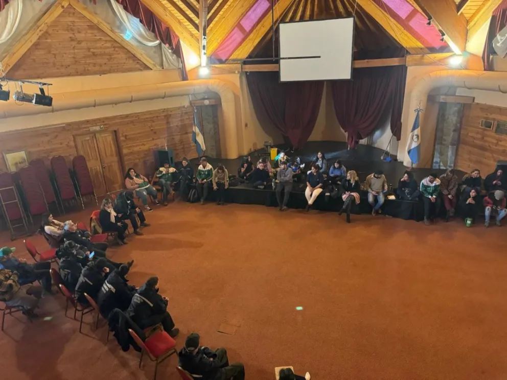 Trabajadores municipales realizan esta mañana una nueva asamblea: los reclamos