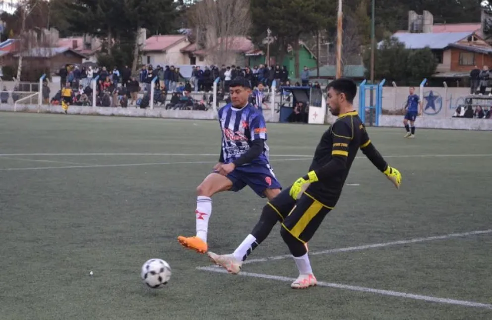 Con un gol polémico de último minuto el Depo se quedó con las manos vacías en su presentación en el Clausura