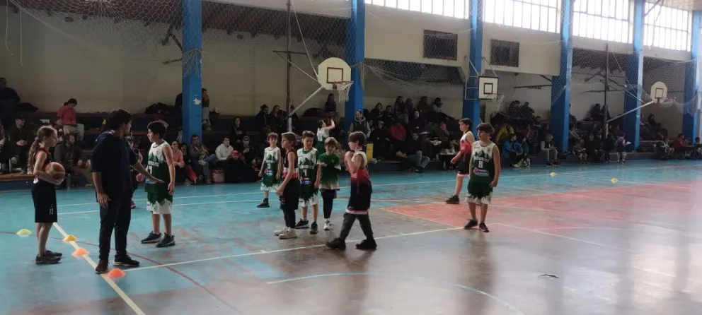 Llega el básquet kids en homenaje a "Adrián Mercado"