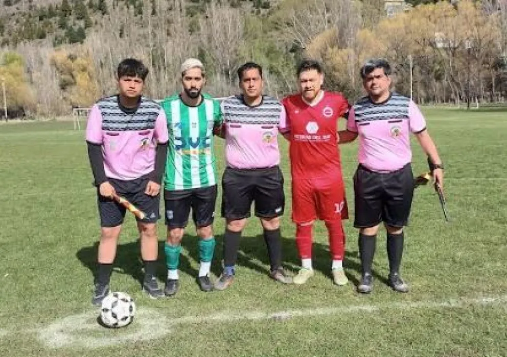 Las Piedritas y Lacar se repartieron los puntos y el liderazgo tras el empate 