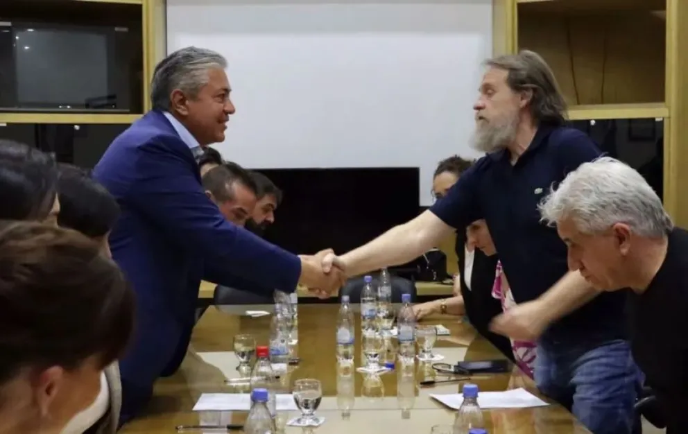 Firmó ATEN y se cerraron las negociaciones con los cuatro gremios provincial para todo el 2025