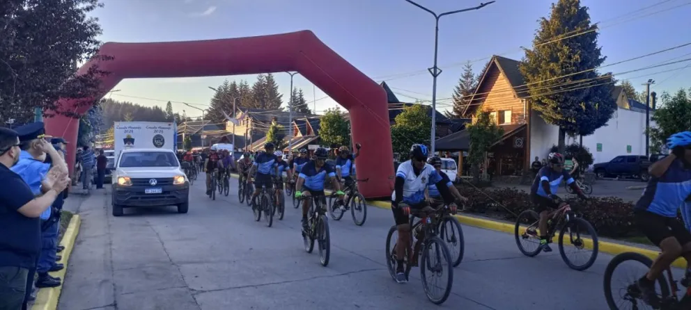 Pasó por Angostura la XII Edición de la Cruzada en Homenaje a los Policías Caídos