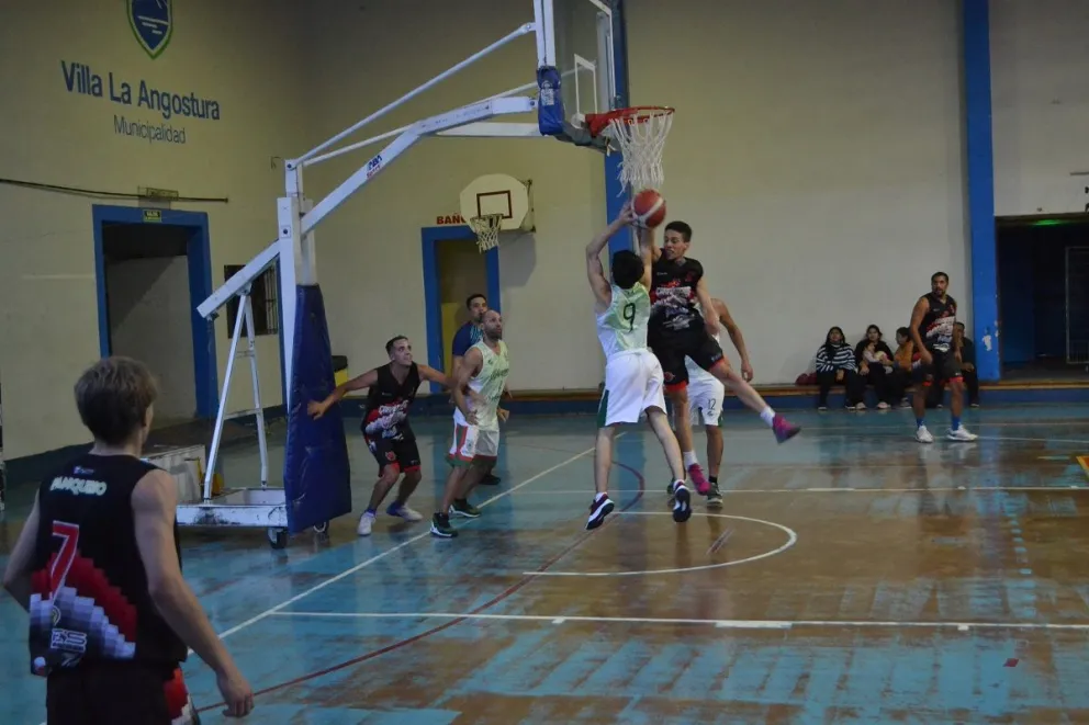 El básquet de Carpinteros del Sur vuelve al Barbagelata por la liga