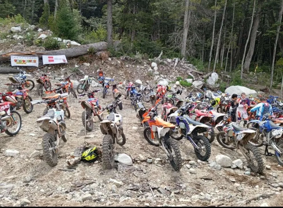 Adjudicatarios del Macrolote 5 indignados por el uso de la parcela para el Enduro, buscan reunirse esta semana con Murer y el gobernador