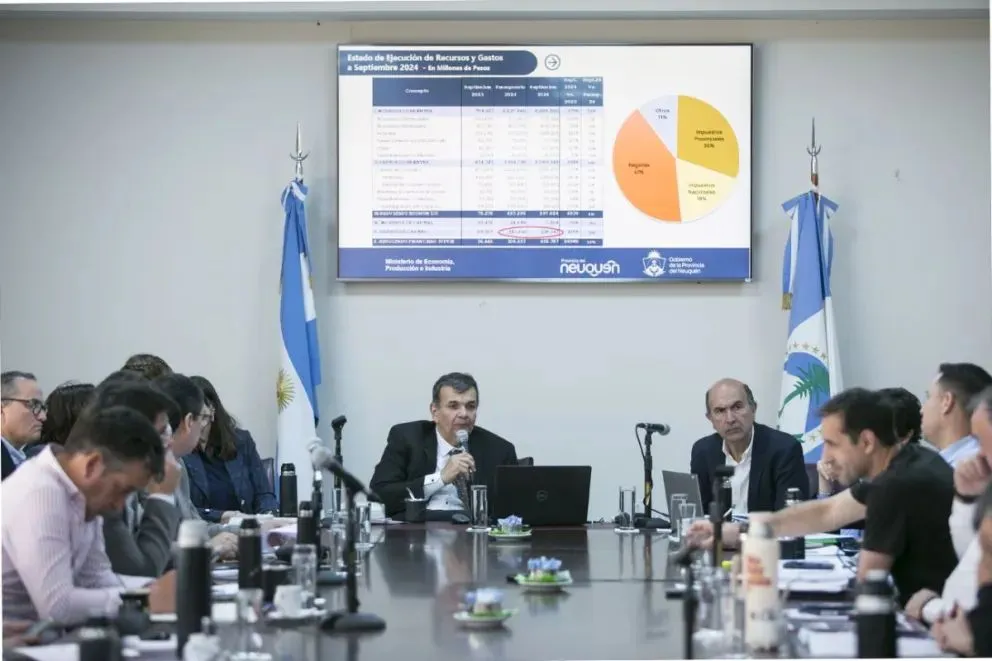 Aseguran que el presupuesto 2025 busca revertir el déficit de infraestructura y la previsión salarial