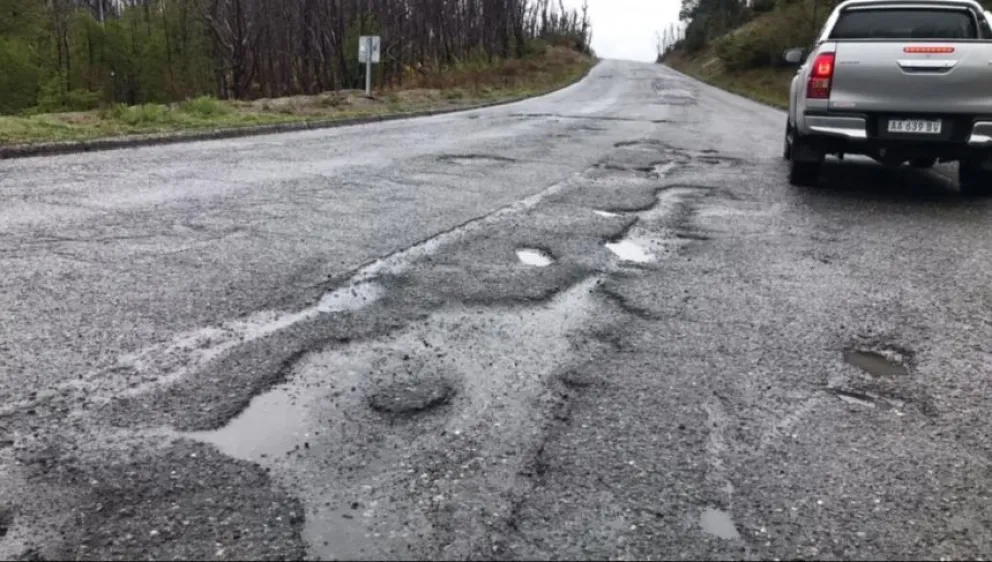 Pésimo estado de la ruta a Chile obliga, en varios tramos,  a circular a mínima velocidad 