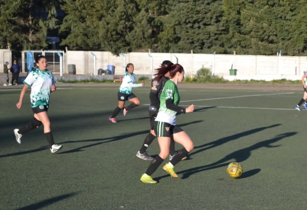 Se definen las clasificadas a semifinales del fútbol femenino