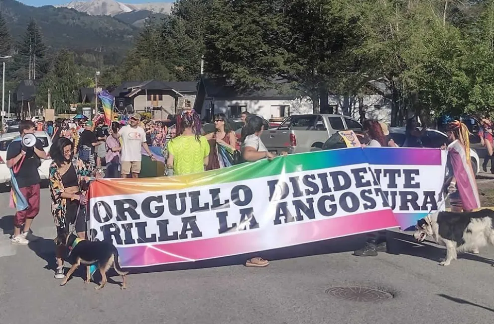 "El orgullo no se vende, se visibiliza y se defiende"