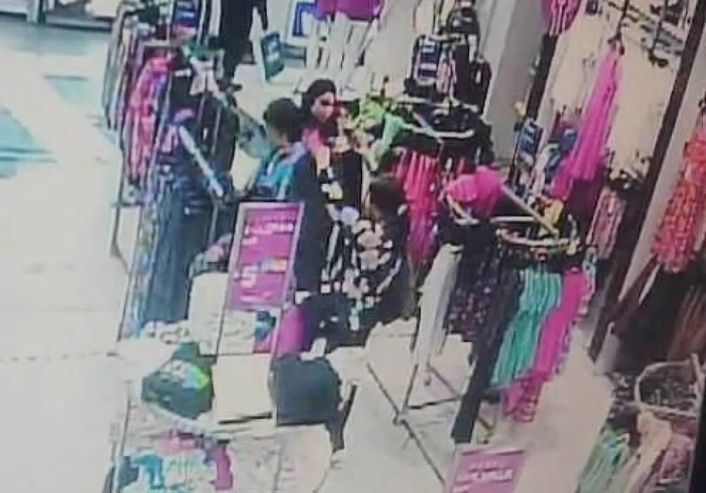 Shopping en Osorno: Así le robaron todo el dinero a una vecina cuando hacía compras