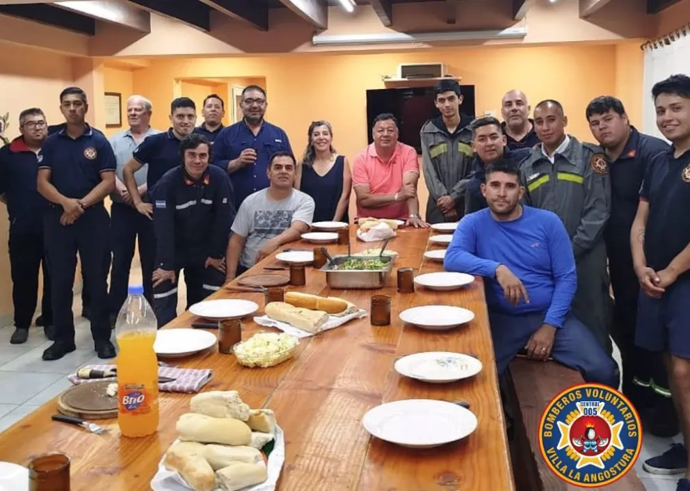 Bomberos Voluntarios: "Hoy brindamos por nuestra comunidad"