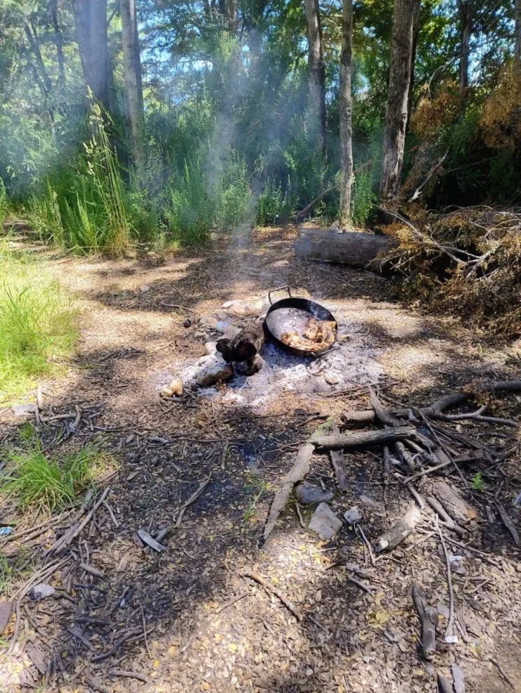 Hicieron fuego para cocinar en la zona del arroyo Las Piedritas: debió intervenir la Brigada de Incendios Forestales