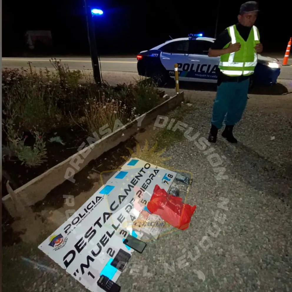 Policía demoró a un sujeto que robó dinero en una camioneta utilizando un inhibidor de señal