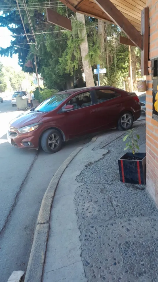 Clic Urbano: “estacionalo donde vos quieras, capo” (Parte IX y Parte X)