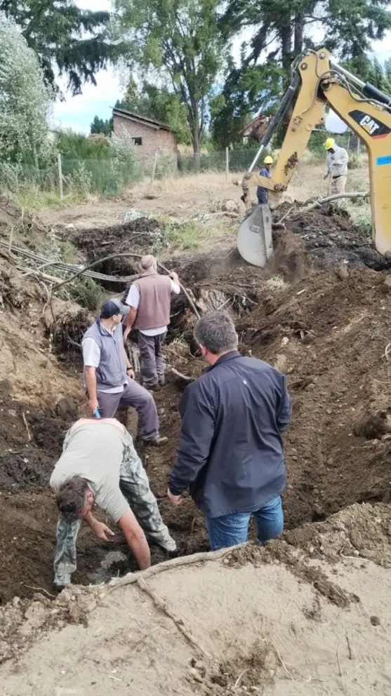 Un corte de fibra óptica dejó a gran parte de Angostura sin internet durante horas