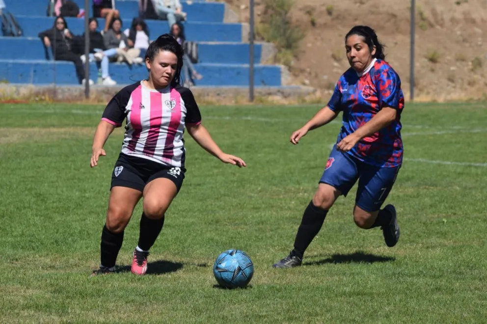 La Peña FC entre las cuatro mejores del fútbol femenino de Bariloche